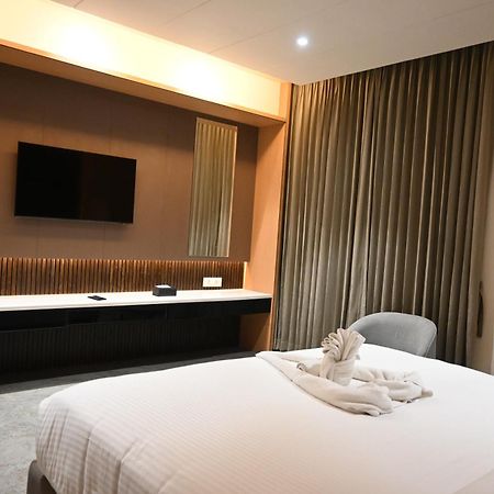 Vantara Suites Vellore Eksteriør bilde